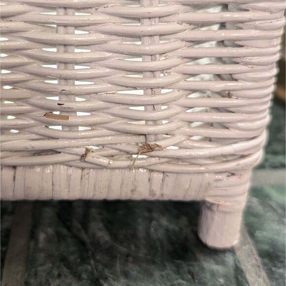 LARGE White Wicker Vintage Retro Boho 2 Compartment Magazine Holder with Handle - Picture 6 of 8